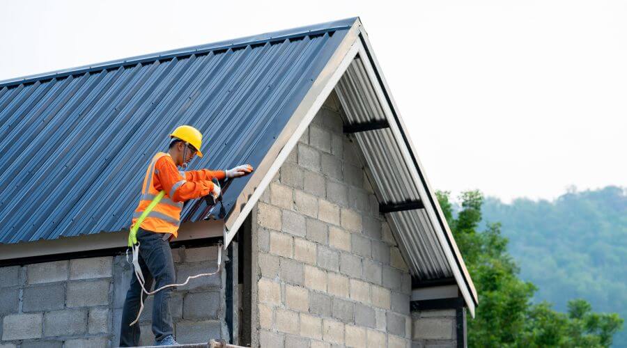 Expert Emergency Roof Repairs services in Tyrone, NM